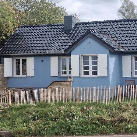 Charmantes Eifel Ferienhaus An Der Schavener Heide Мехерних Екстериор снимка